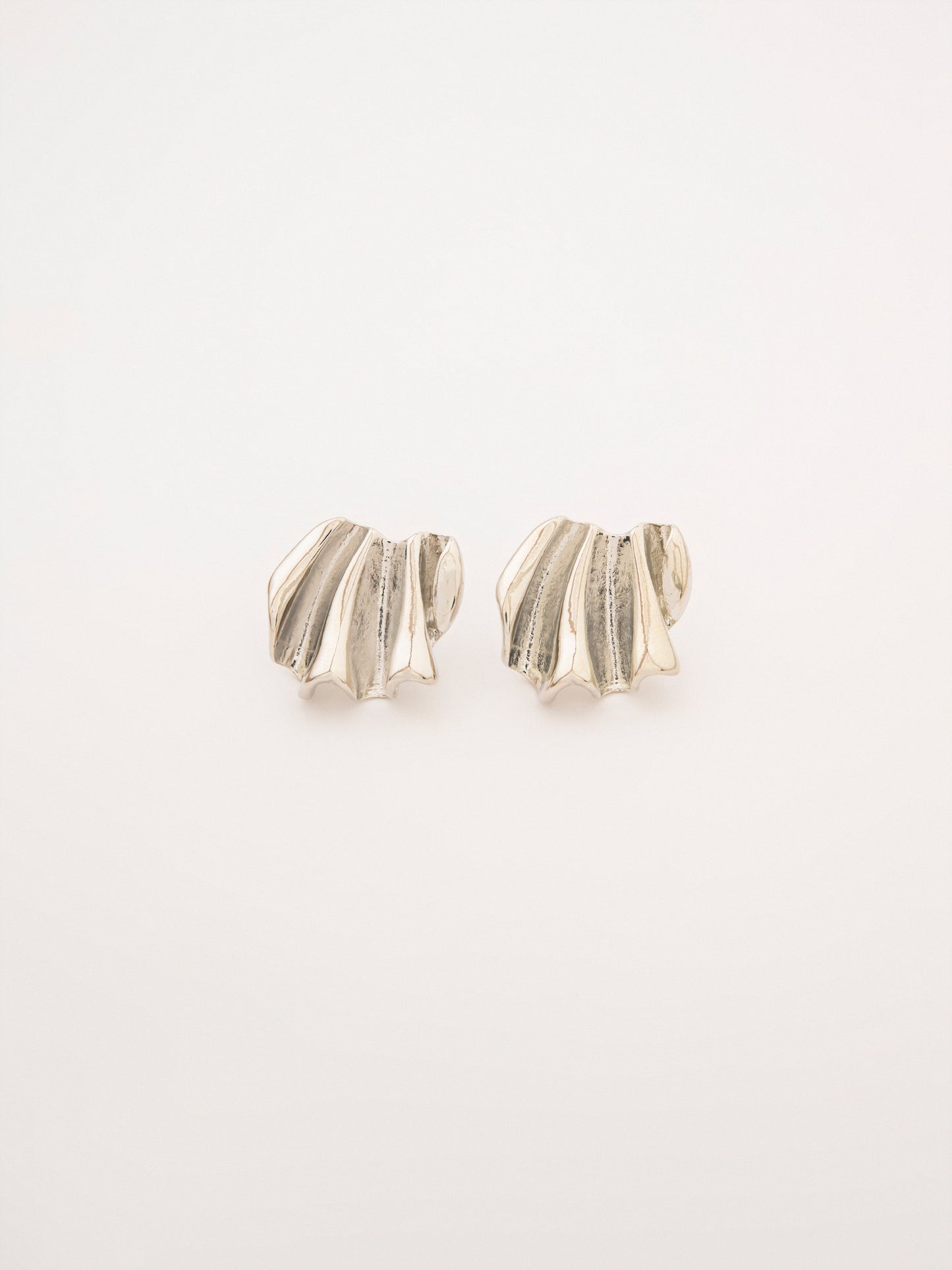 Ripple Studs