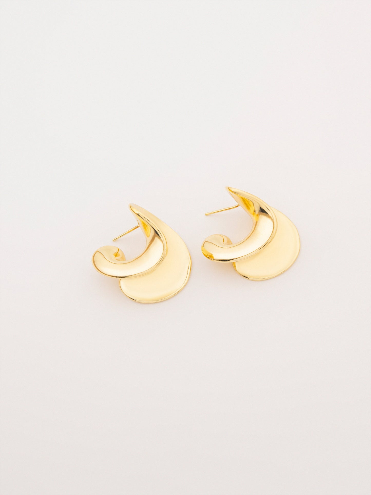 Swirl Studs