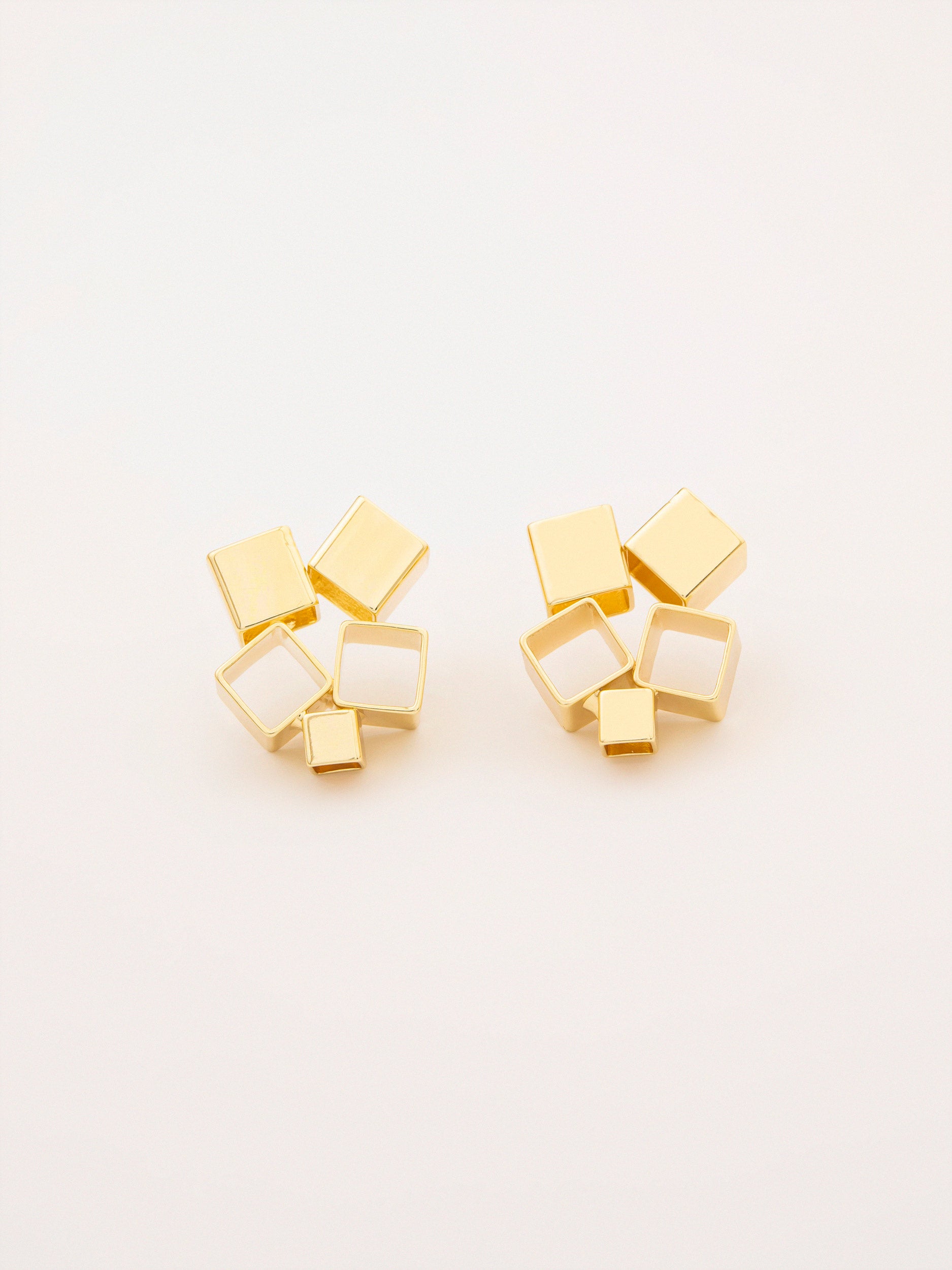 Cube Studs
