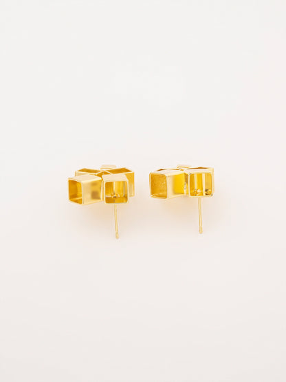 Cube Studs