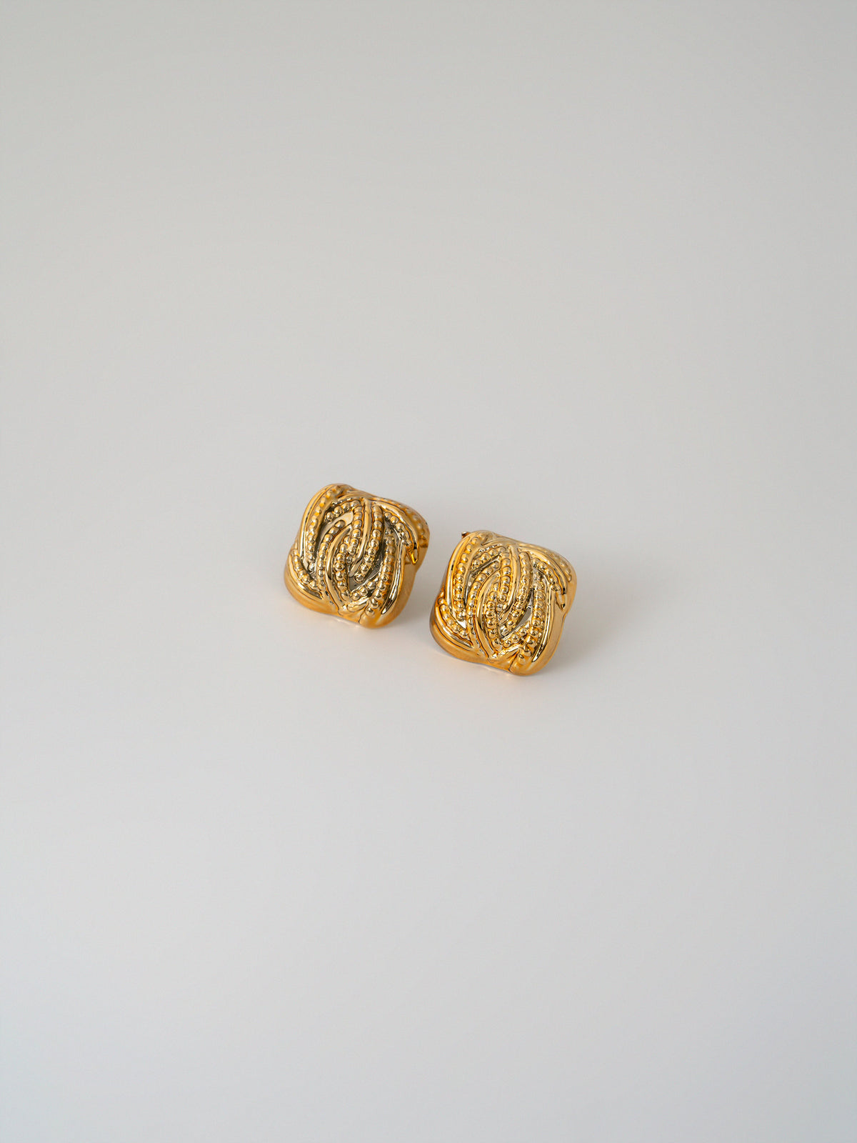 Swirl Studs