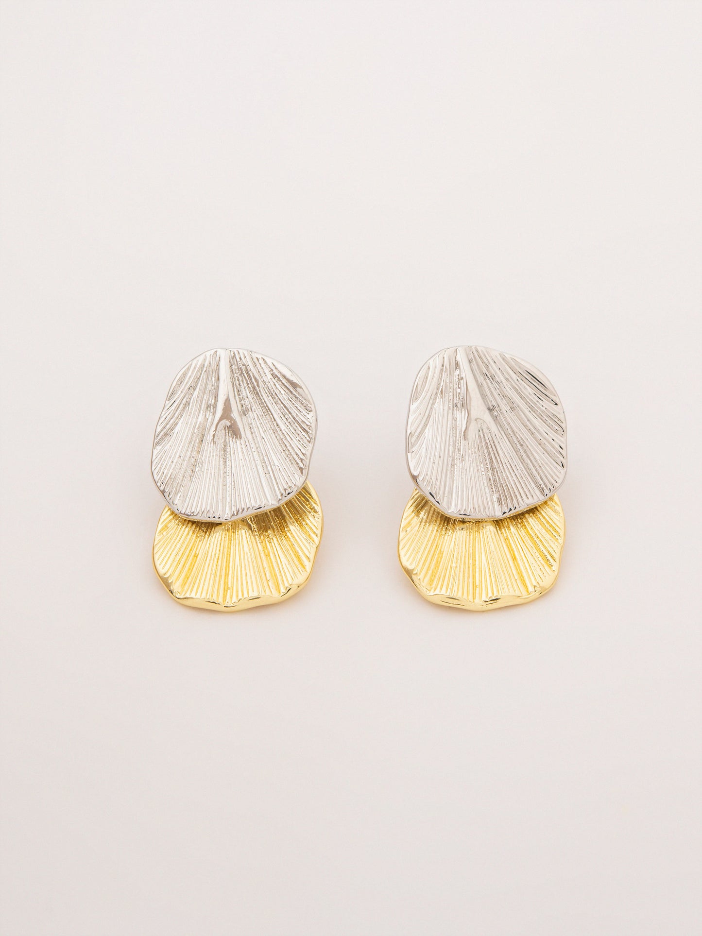 Leaf Studs