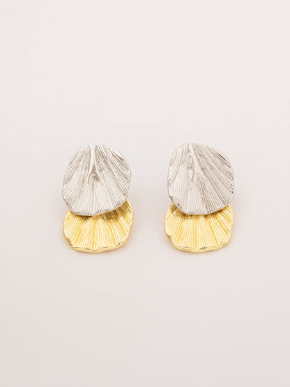 Leaf Studs