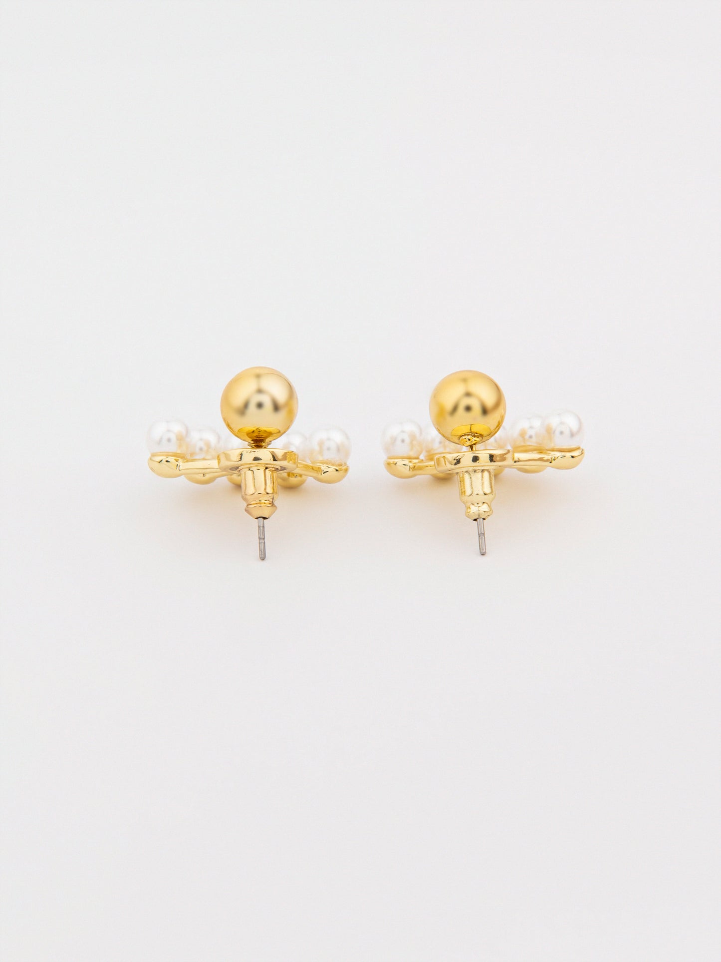 Pearl Cluster Studs