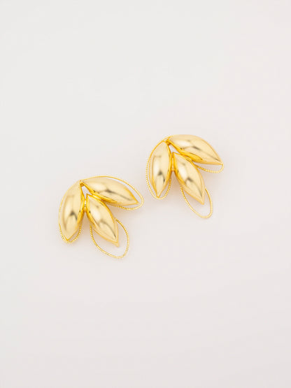 Leaf Studs