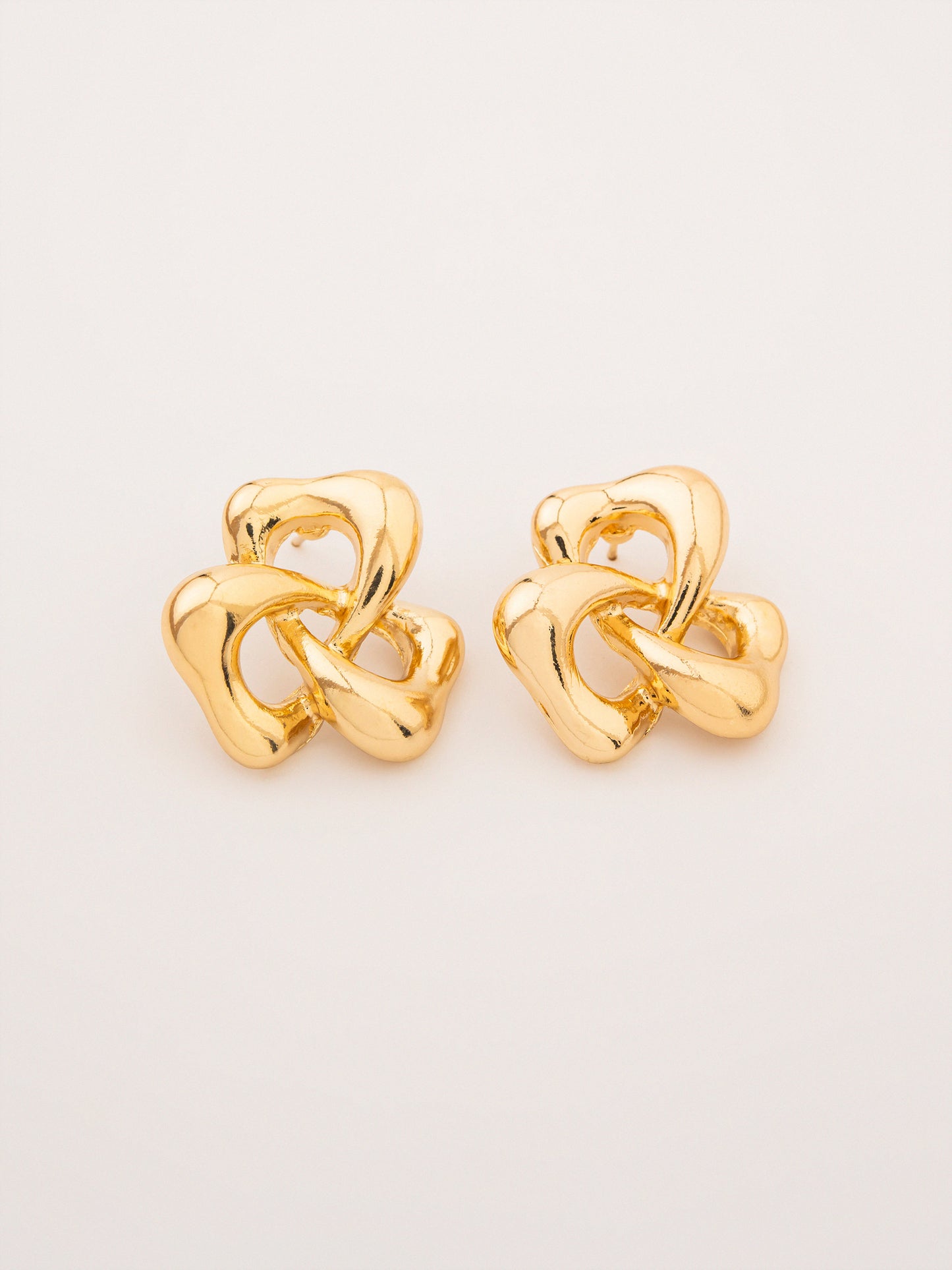 Knot Studs