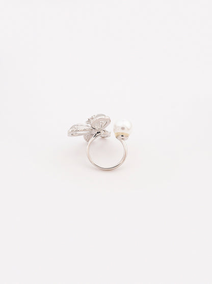 Floral Pearl Ring