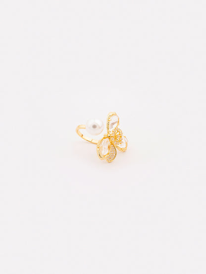 Floral Pearl Ring