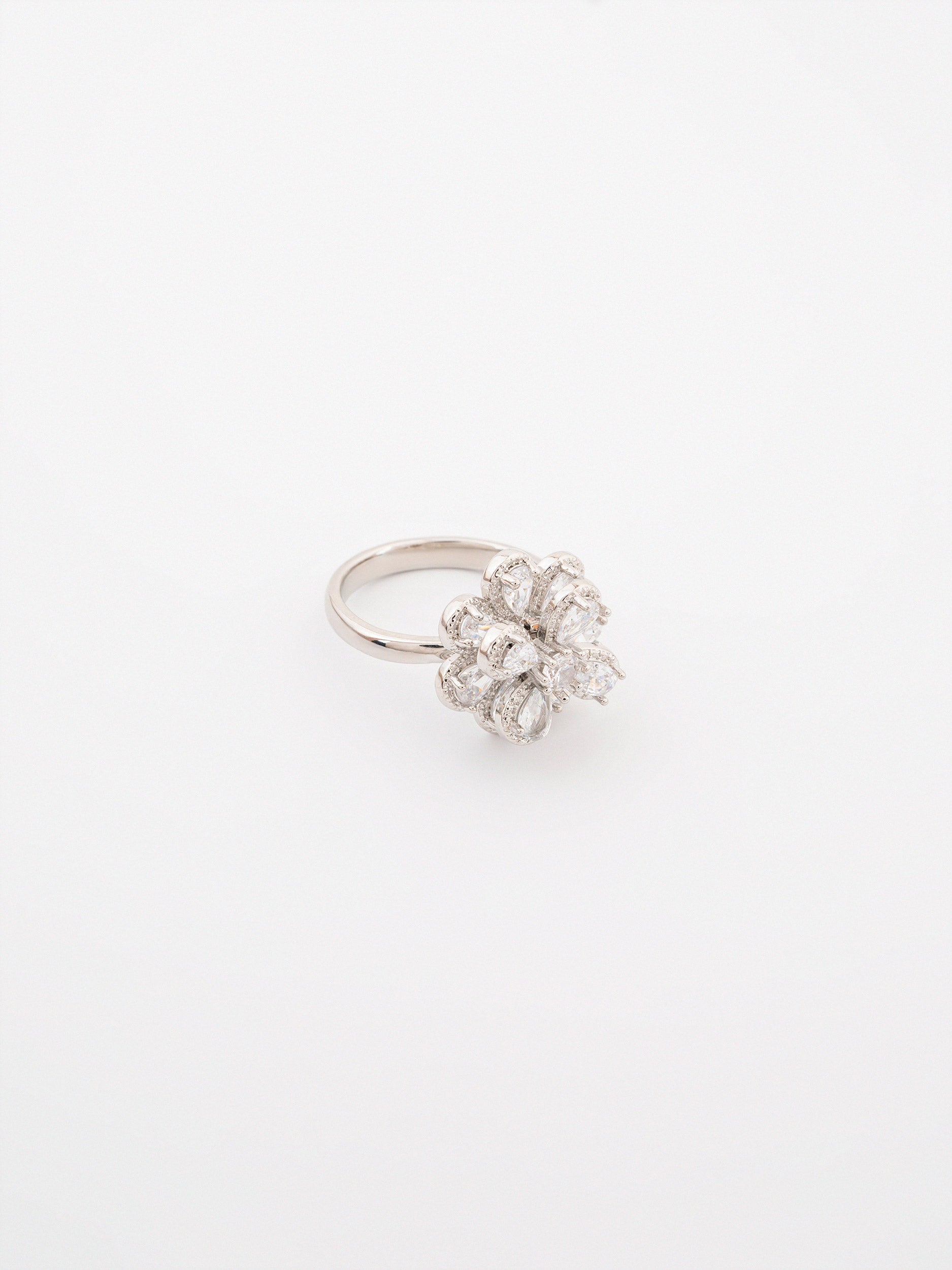 Rotating Flower Ring