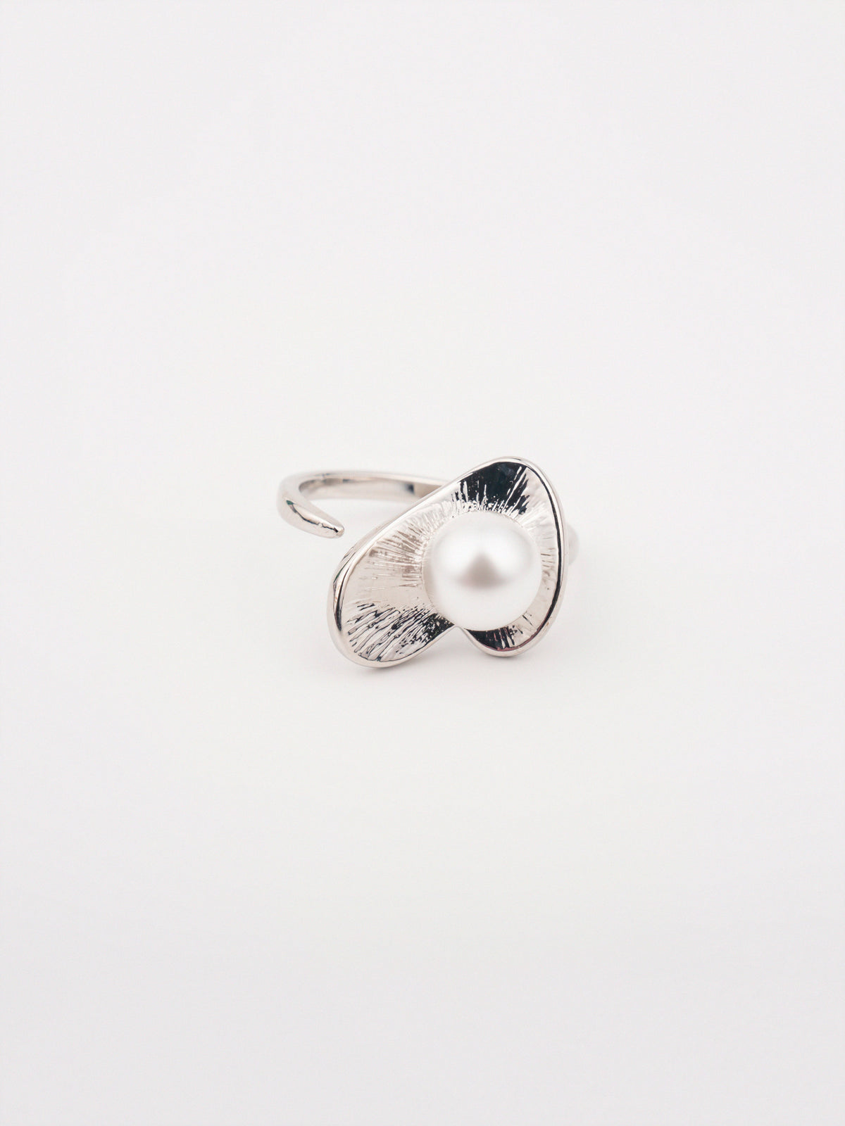 P4l Rings Pearl Ring – Limelightpk