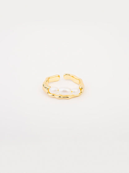 Pearl Ring