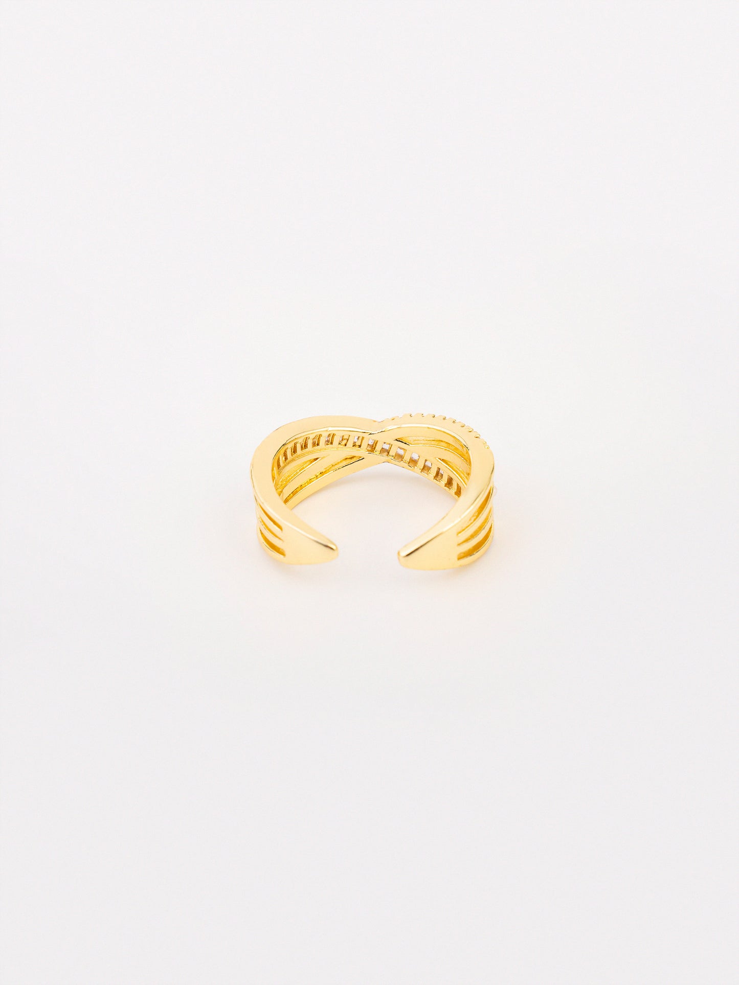 Crossover Ring