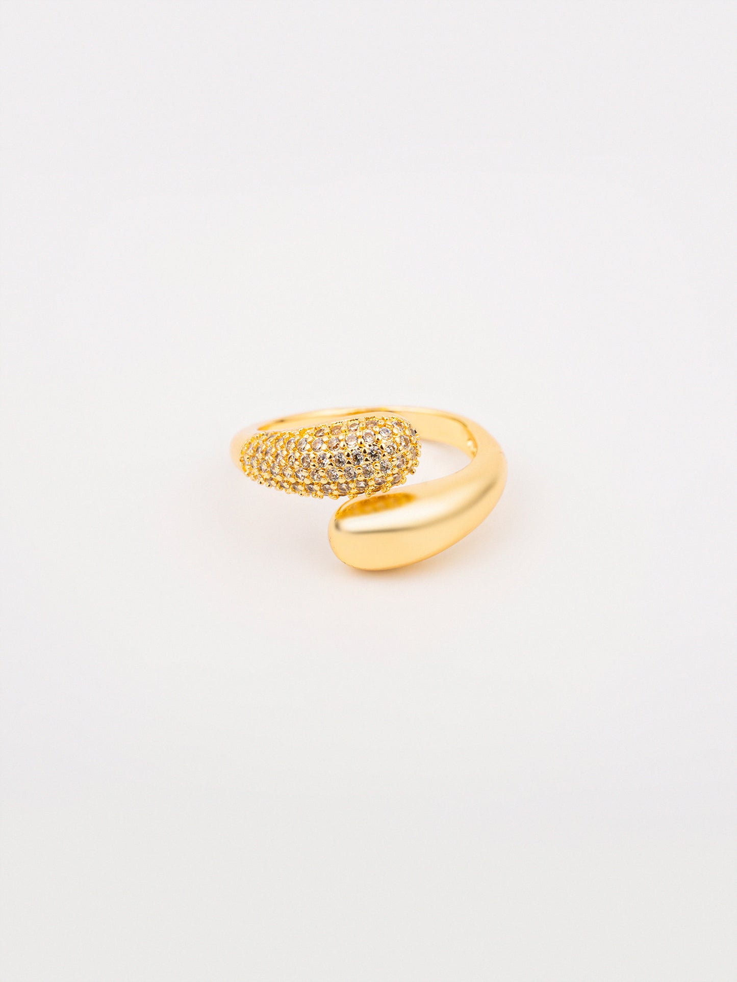 Curved Ring