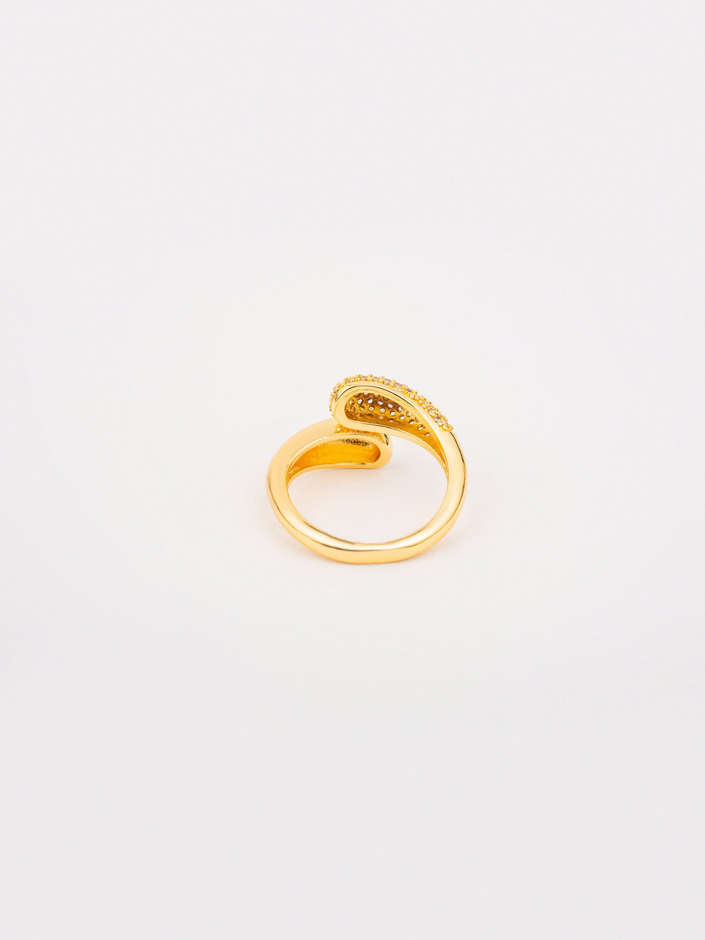 Curved Ring