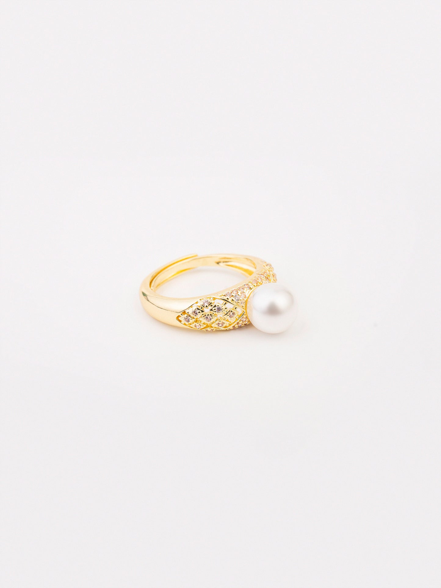 Pearl Ring