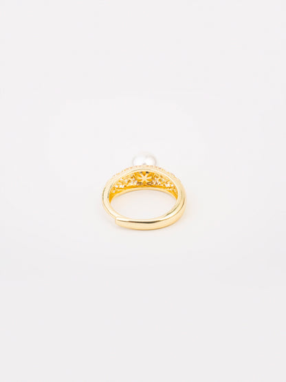 Pearl Ring