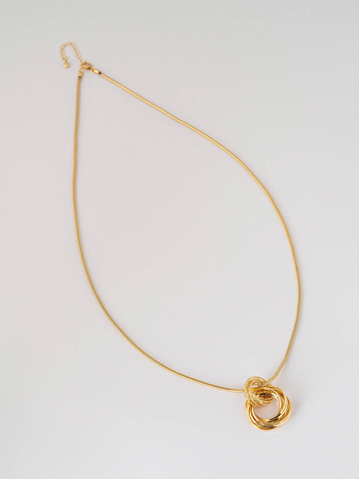 Knot Necklace