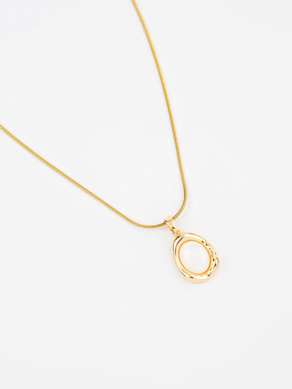 Oval Pendant Necklace