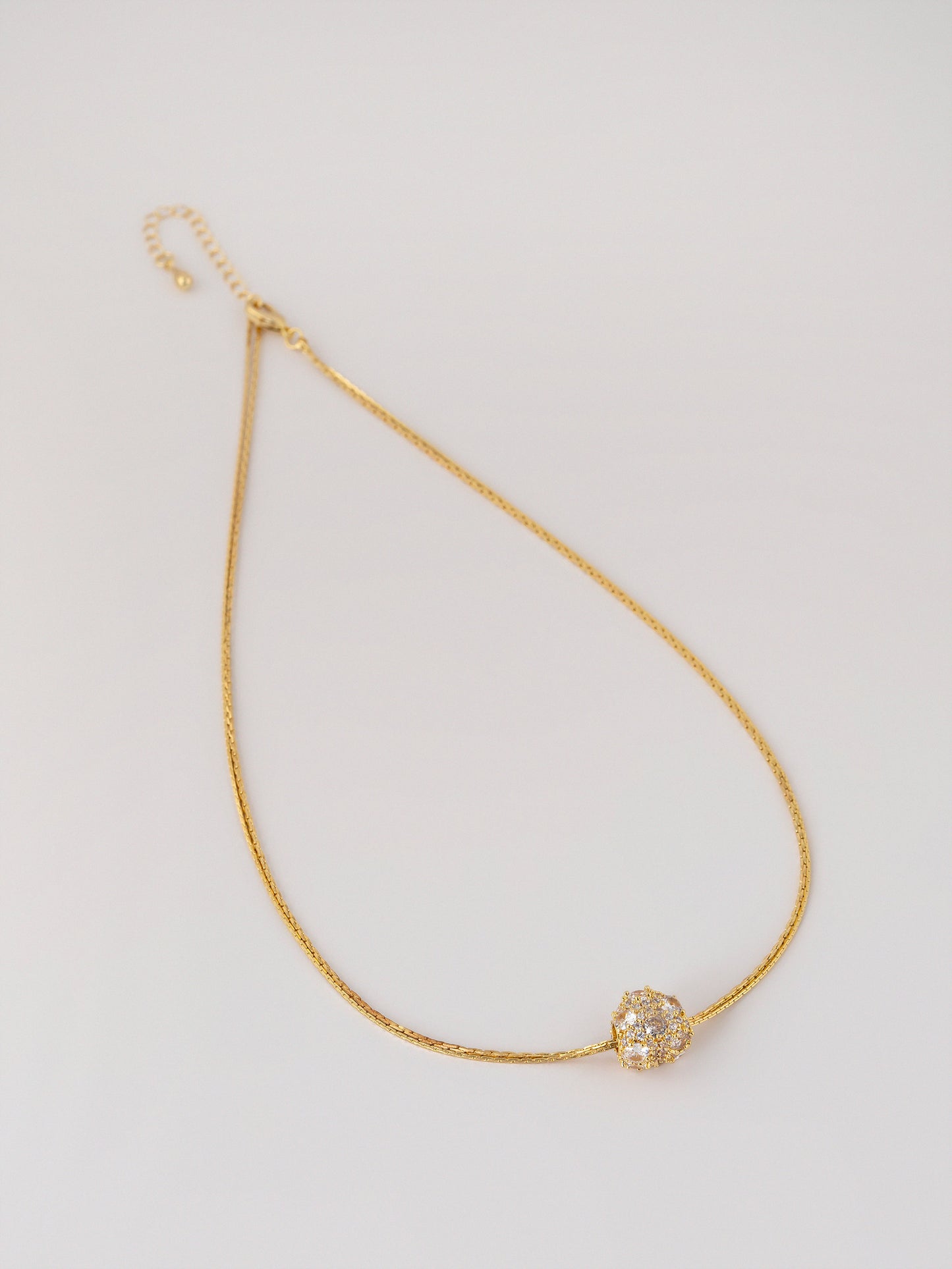 Vesparia Necklace