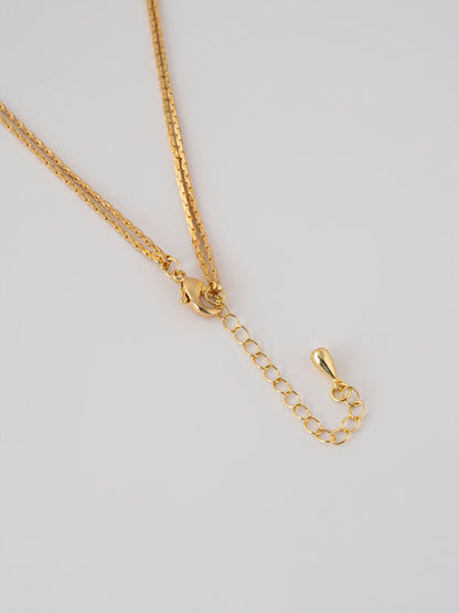 Stella Necklace