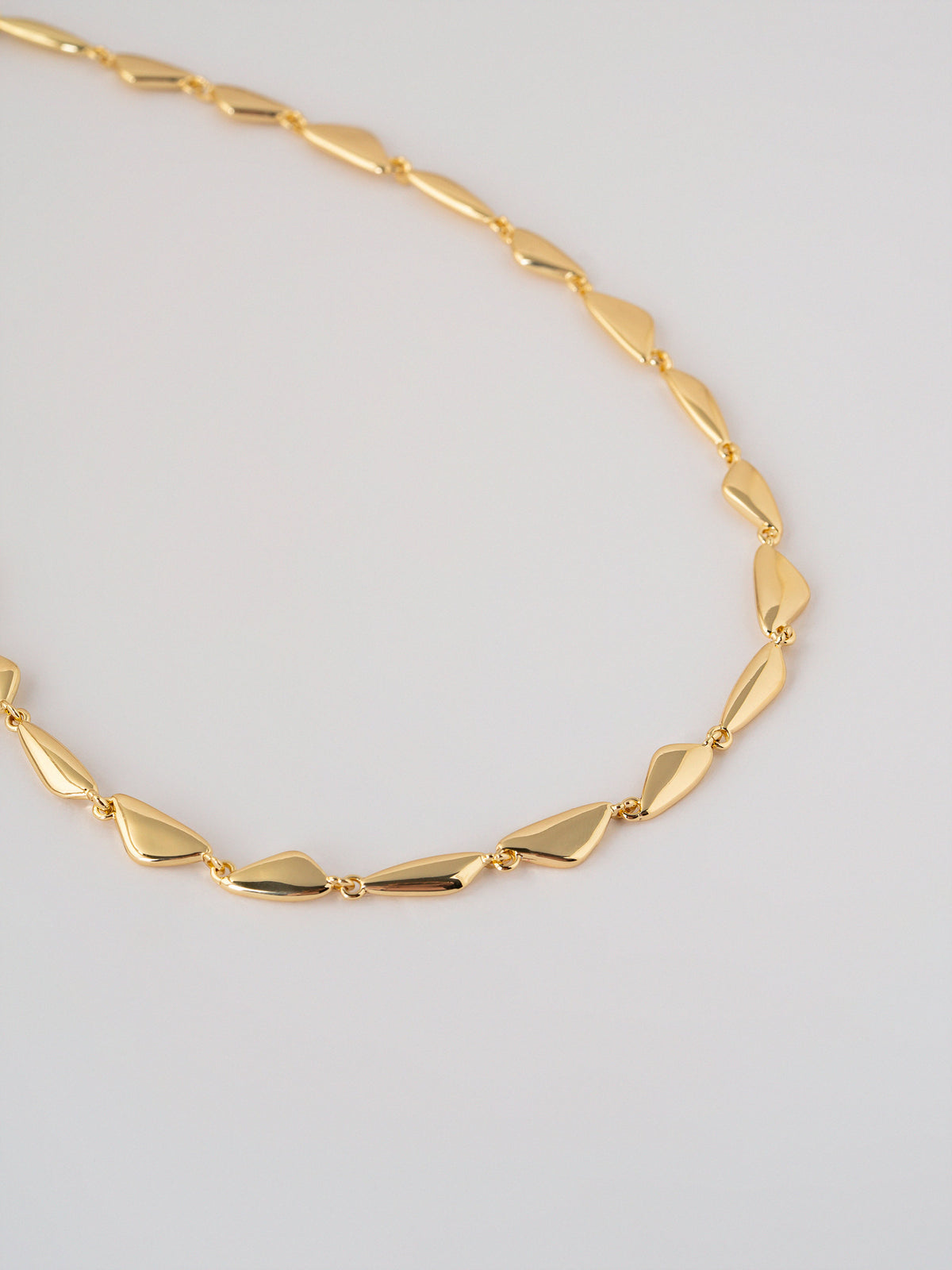 Motifs Necklace