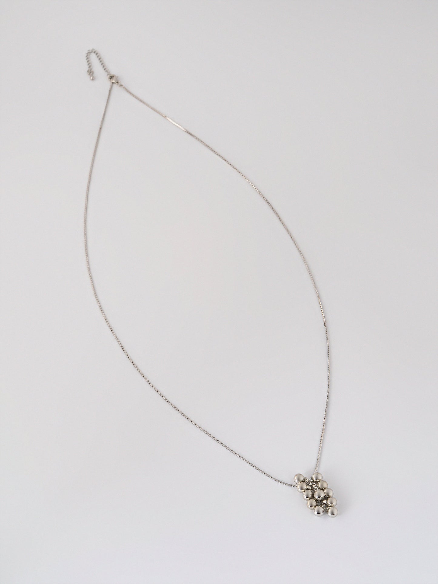 Viremont Necklace