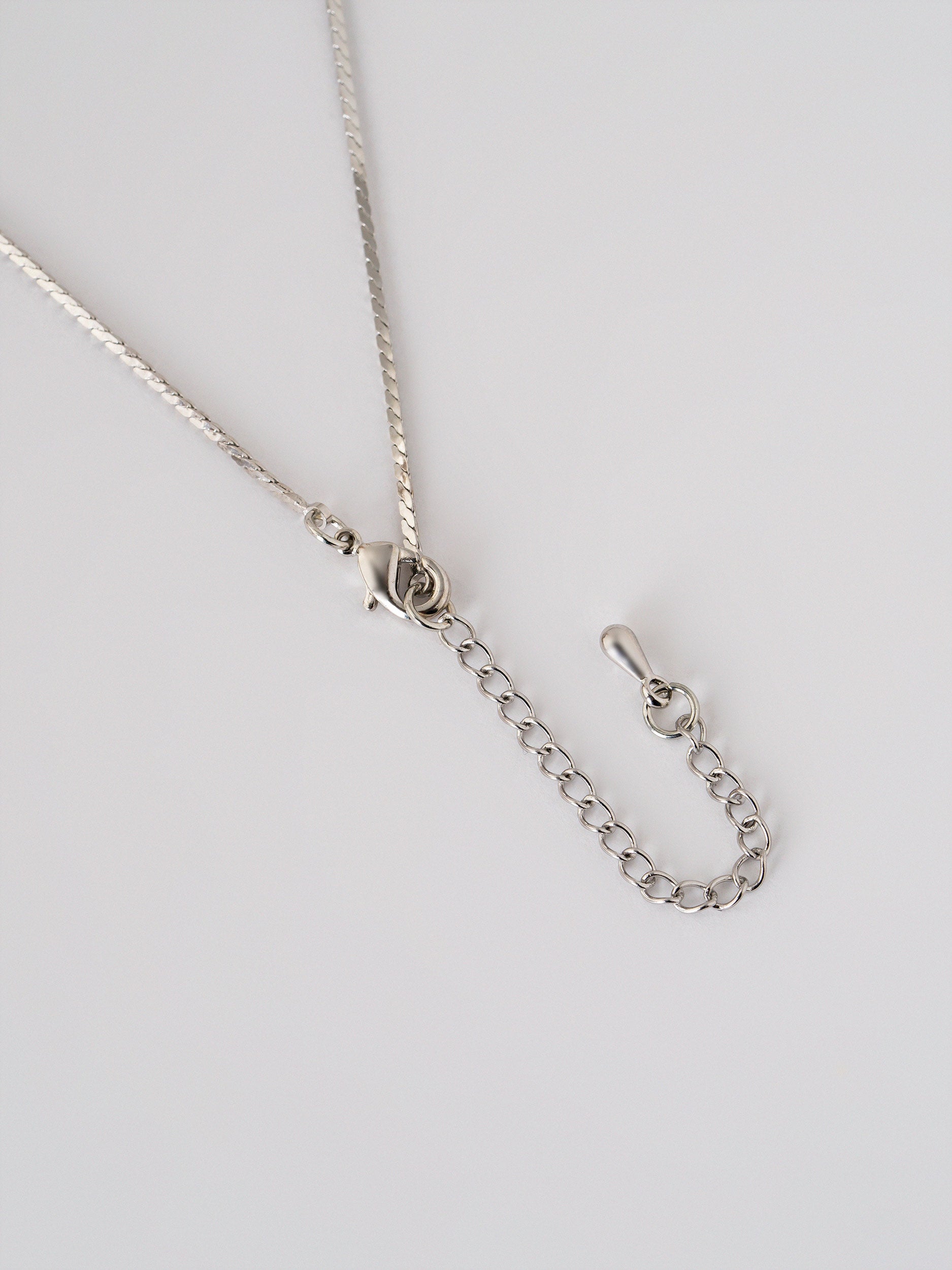 Viremont Necklace