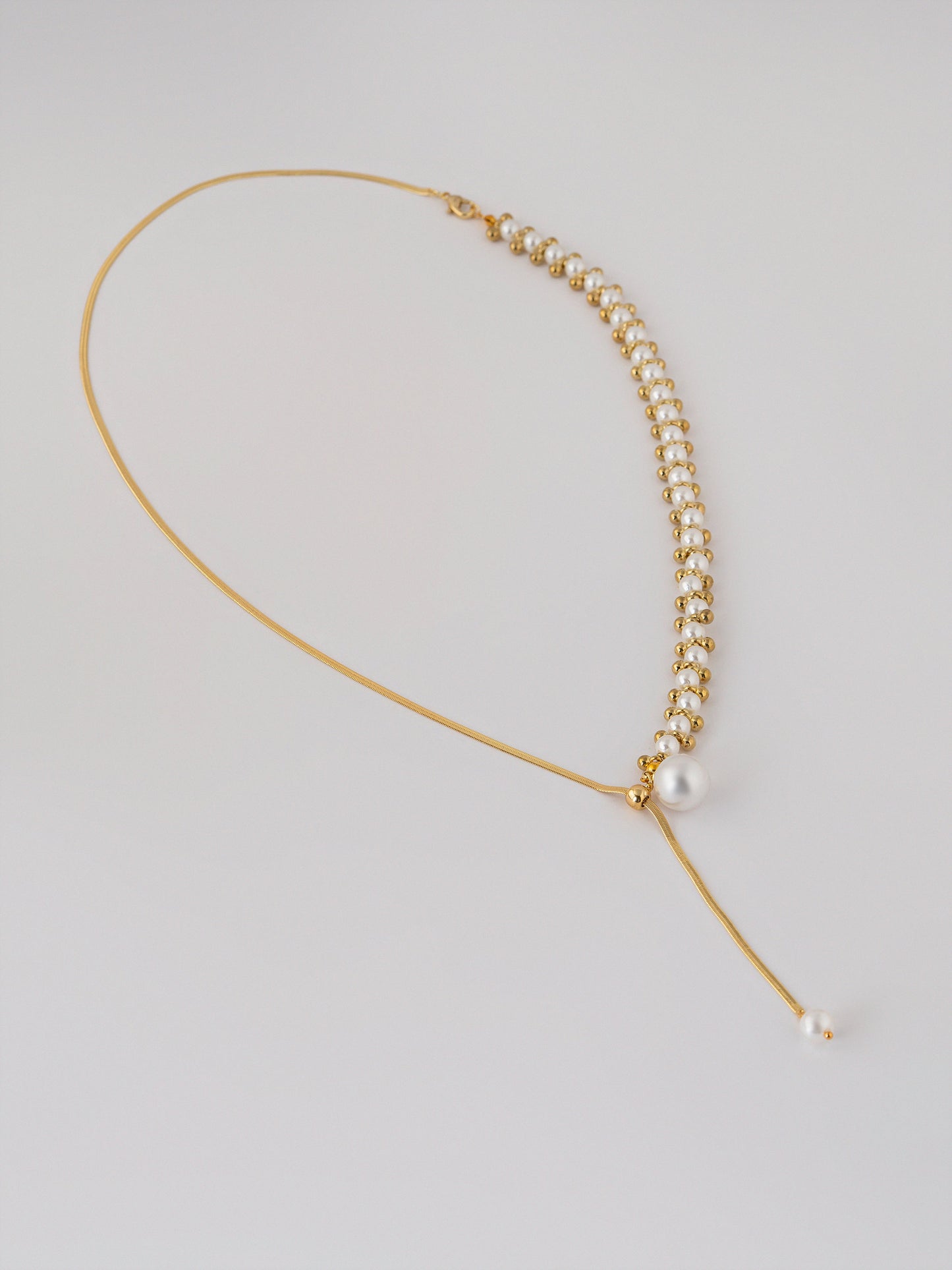 Dorevia Necklace