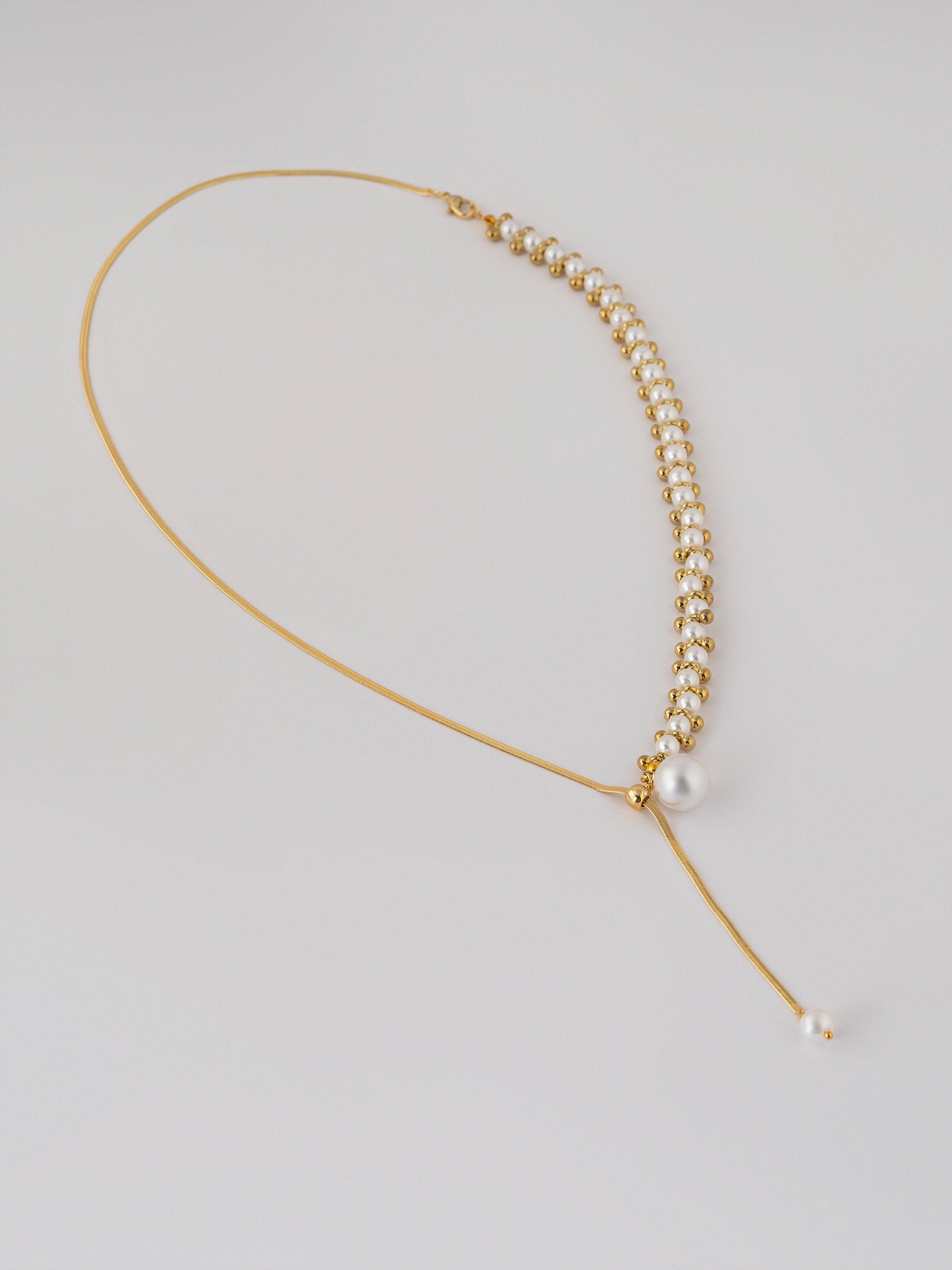 Dorevia Necklace