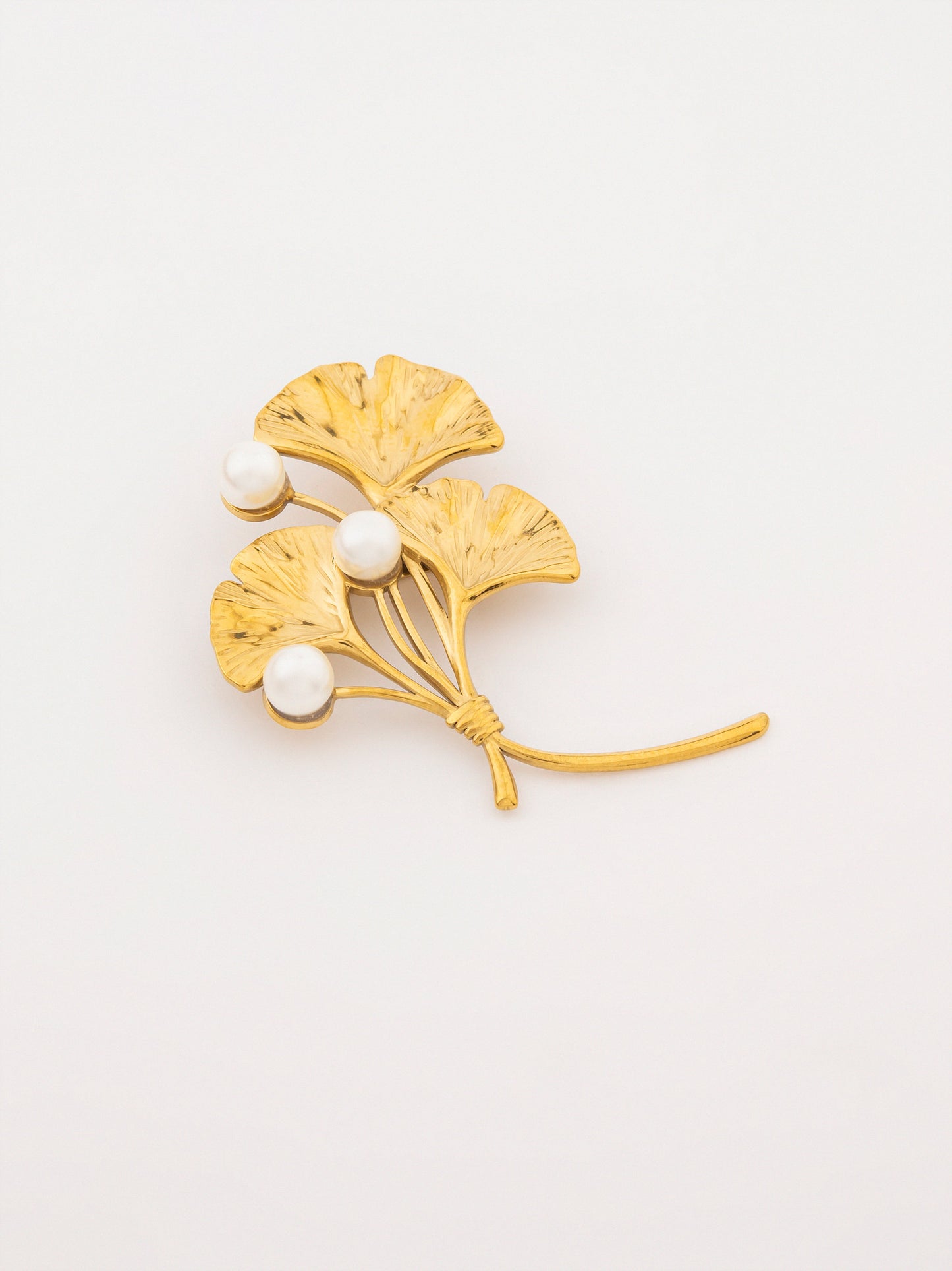 Leaf Pearl Brooch