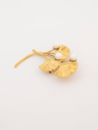 Leaf Pearl Brooch