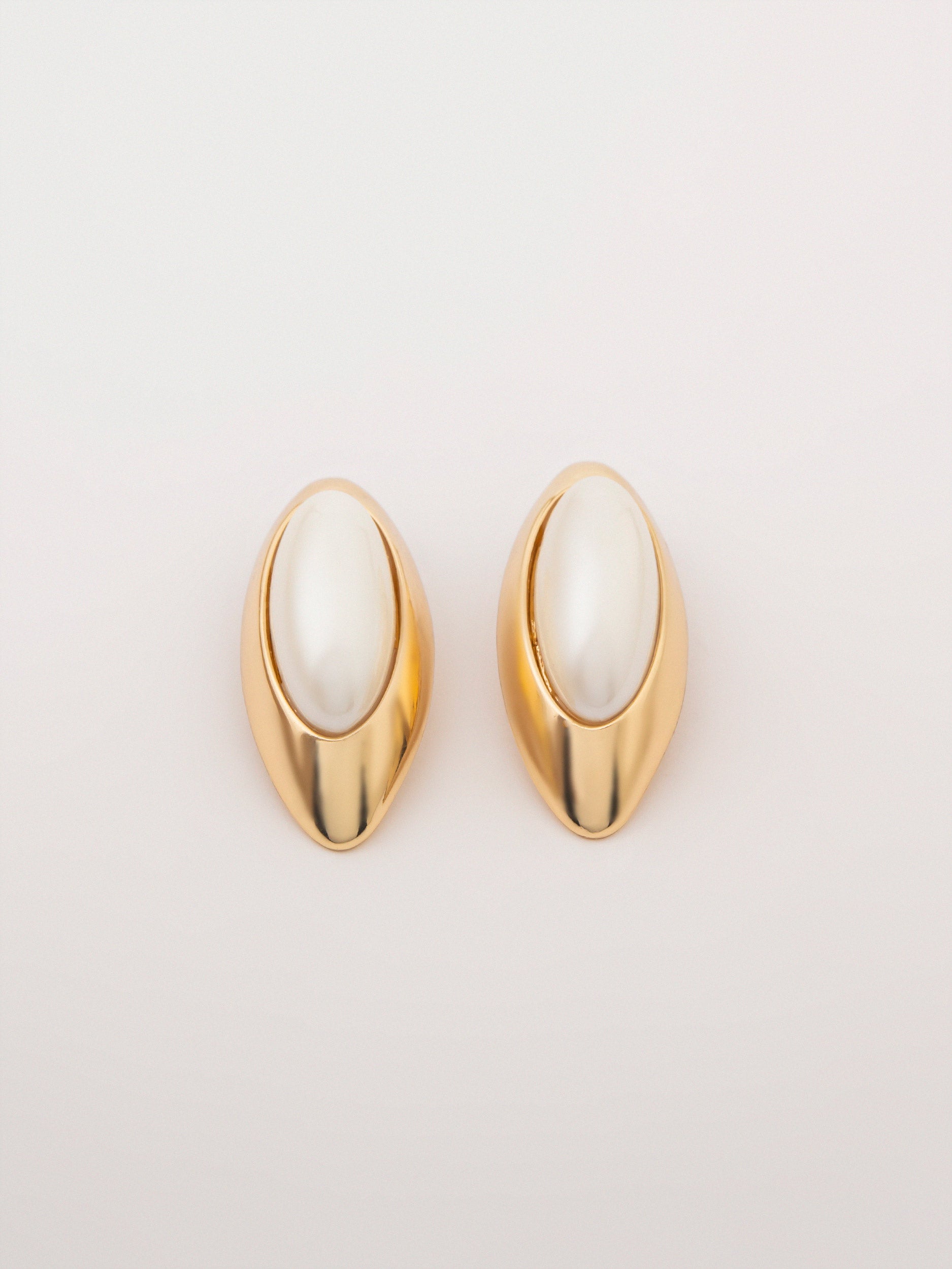 Oval Studs