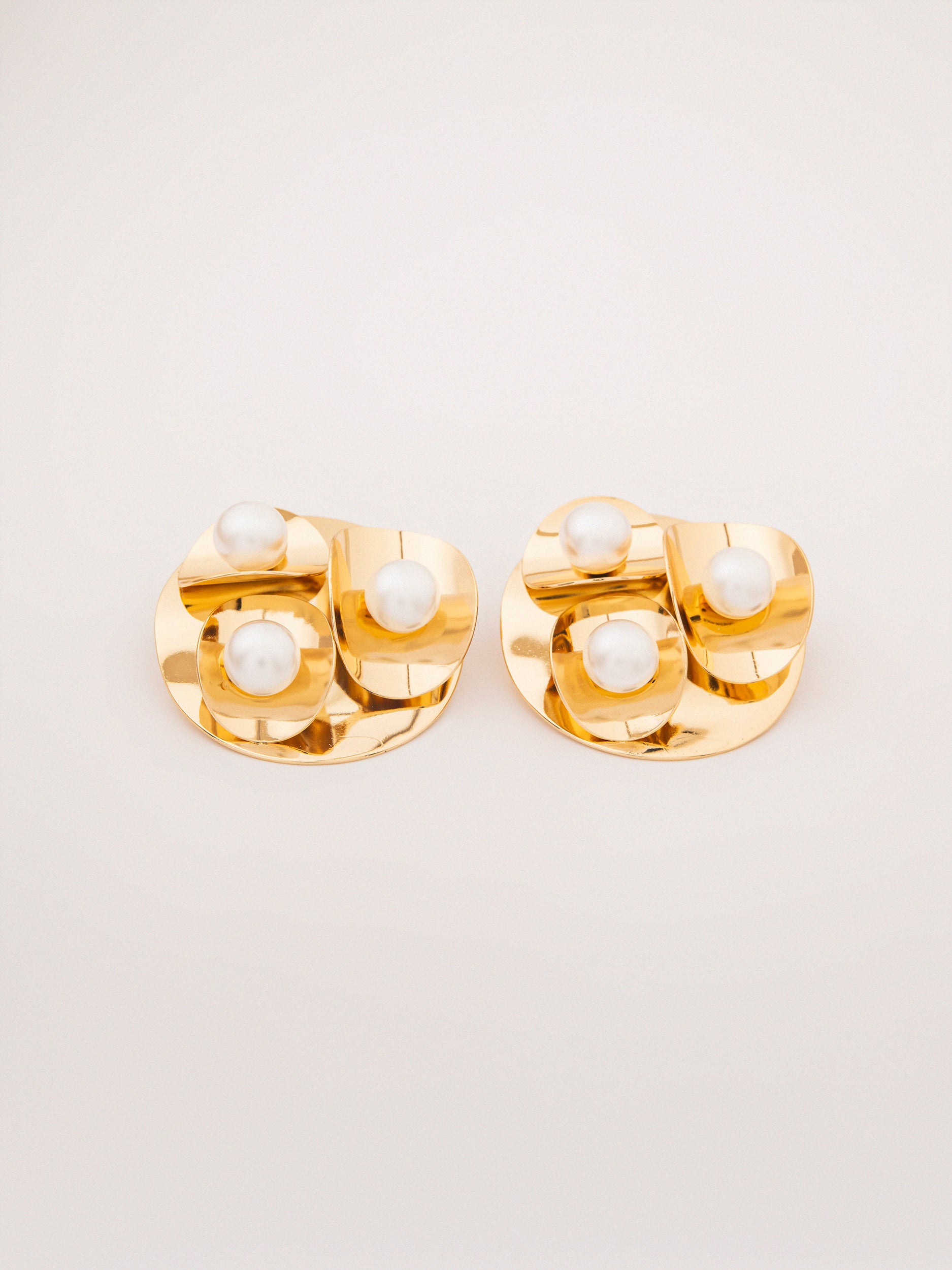 Pearl Cluster Studs