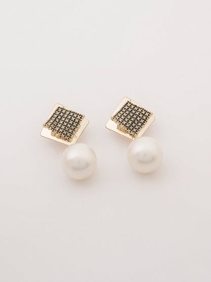 Pearl Drops