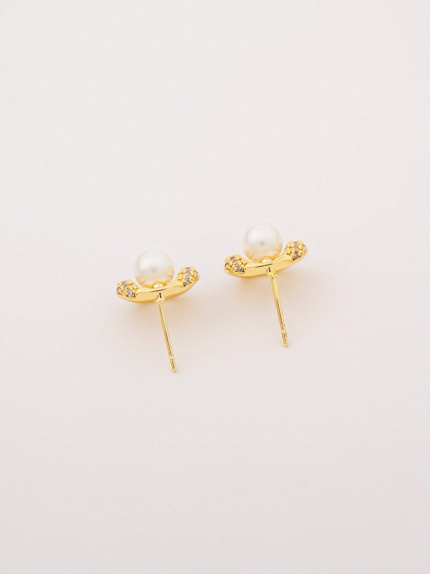 Pearl Stud