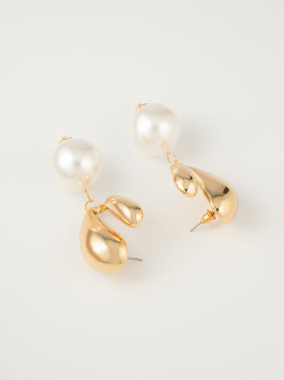 Pearl Drop Earrings