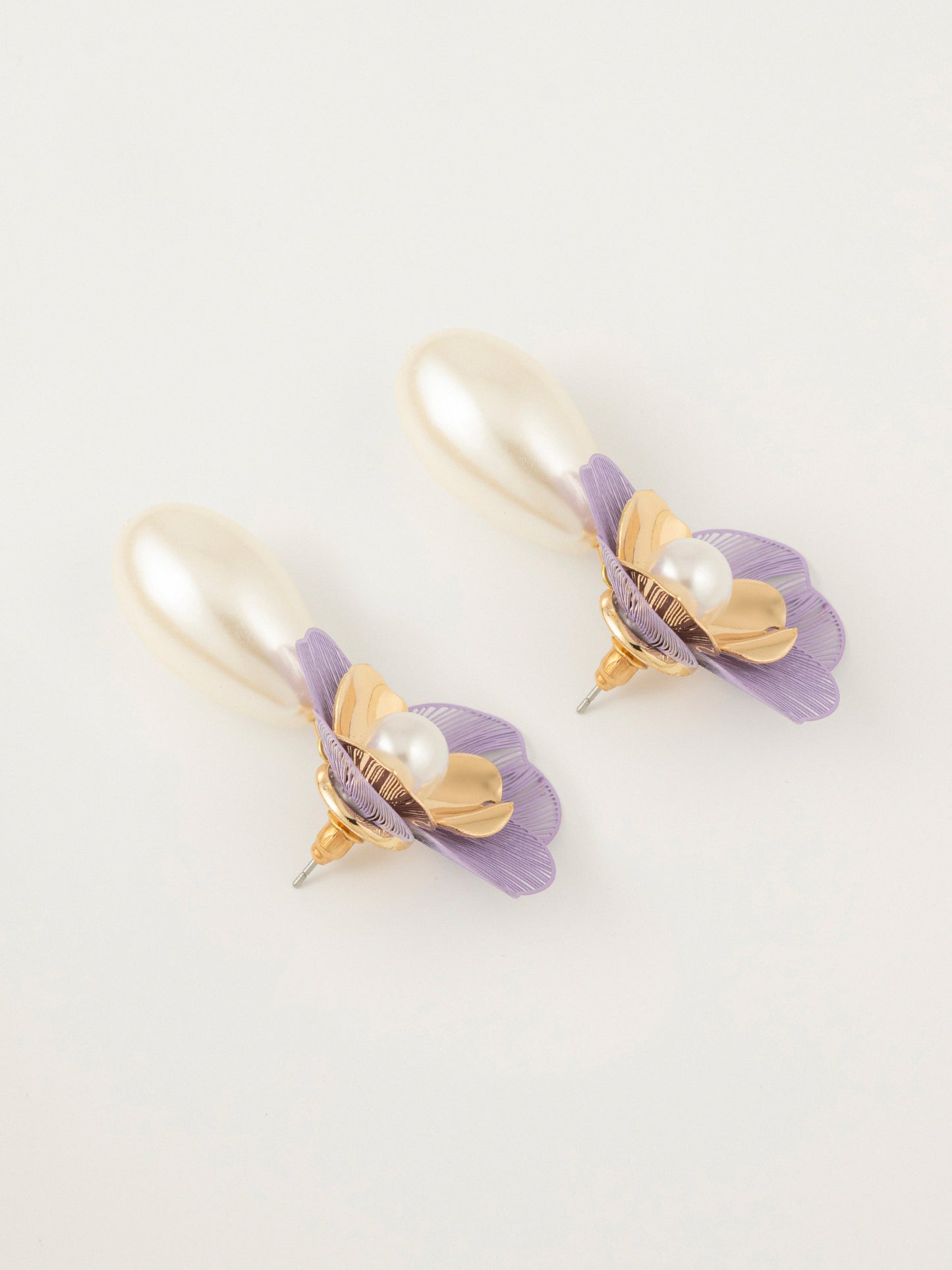 Floral Pearl Earrings