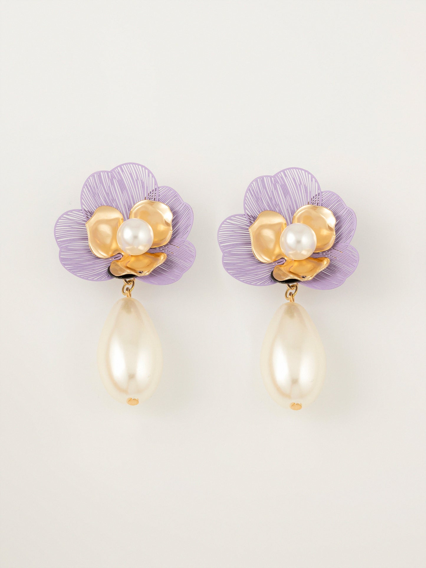 Floral Pearl Earrings