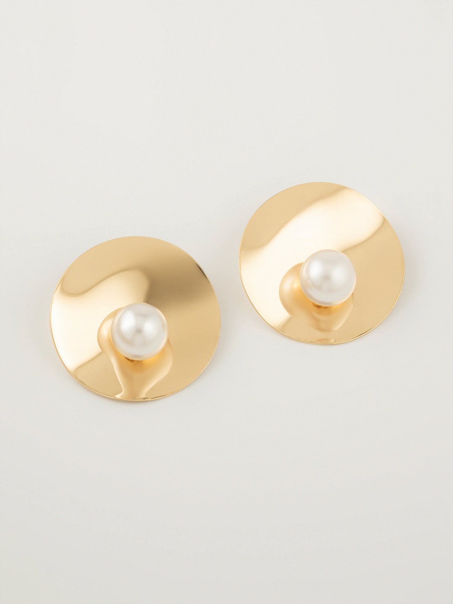 Pearl Disc Earrings
