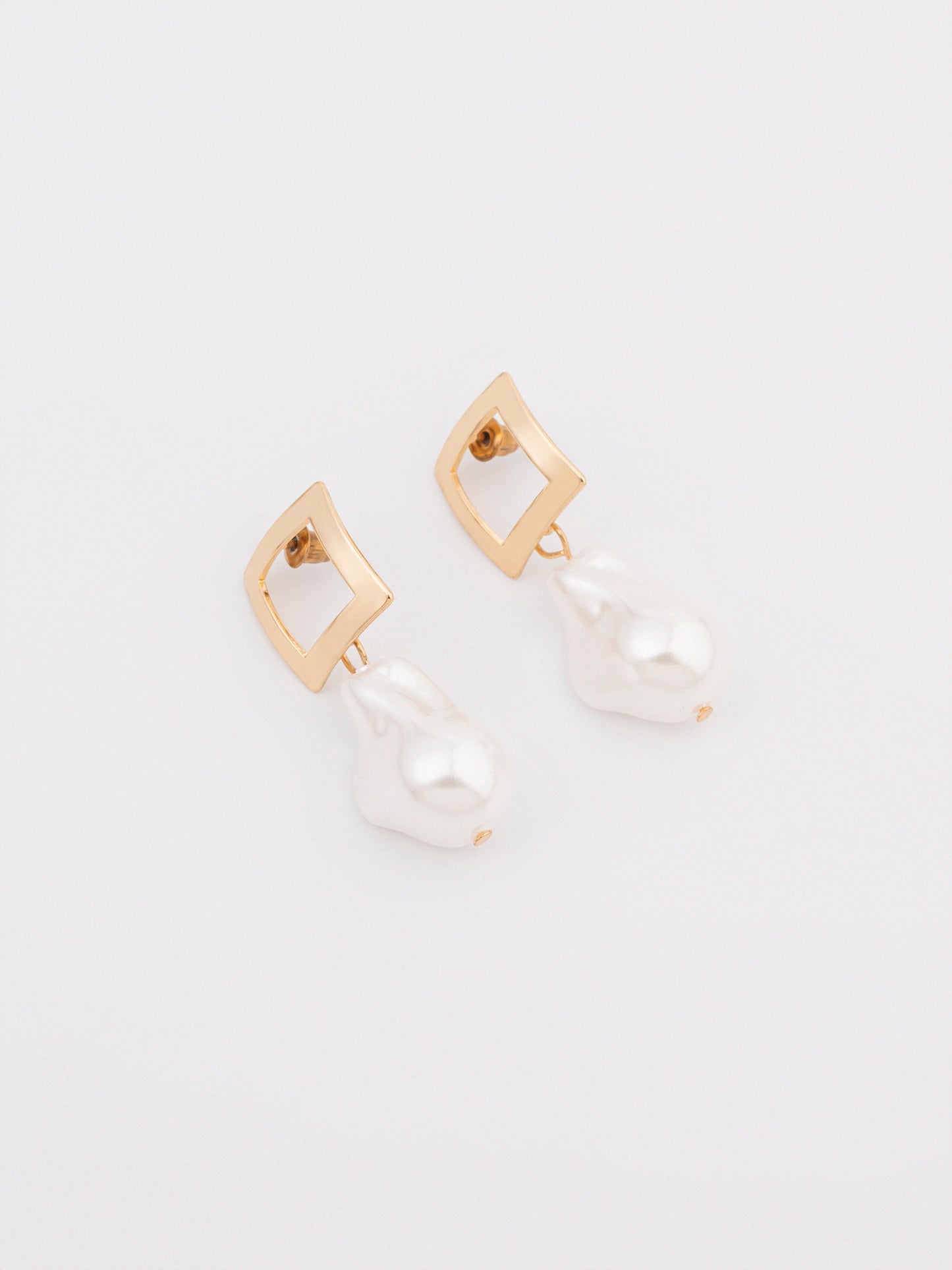 Pearl Earrings