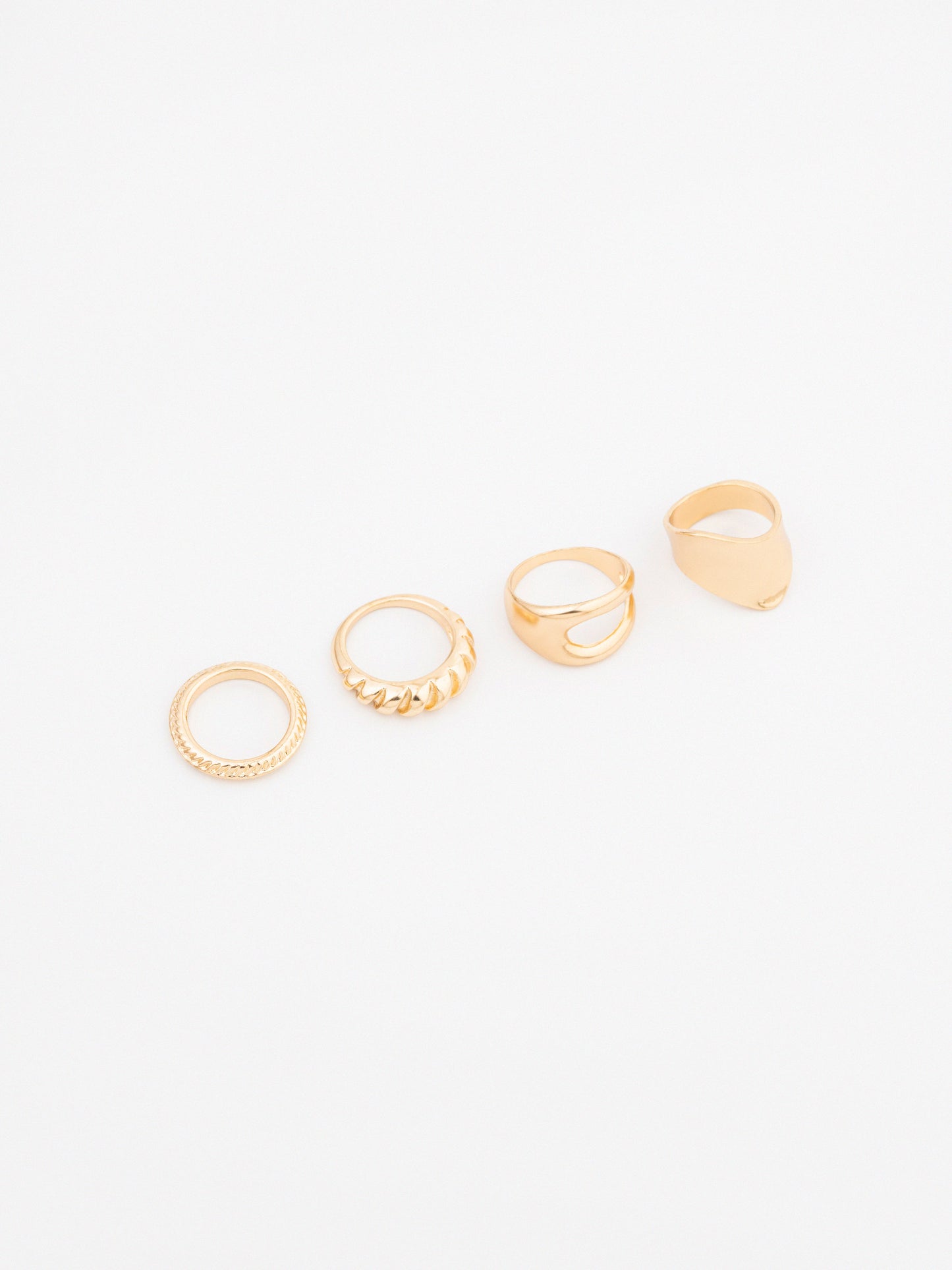 Delicate Ring Set