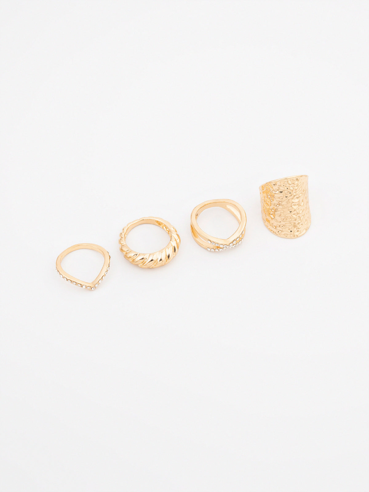 Delicated Ring Set