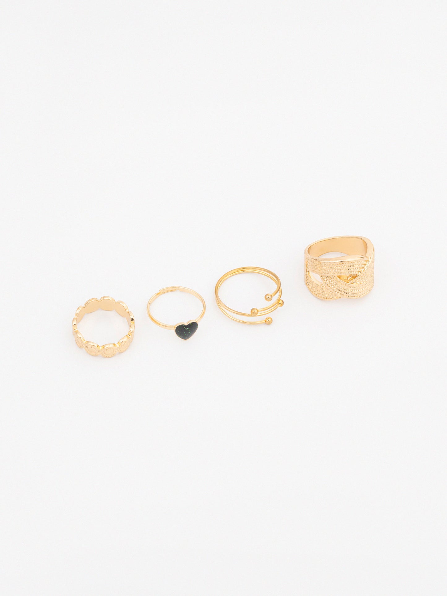 Scalloped Ring Set