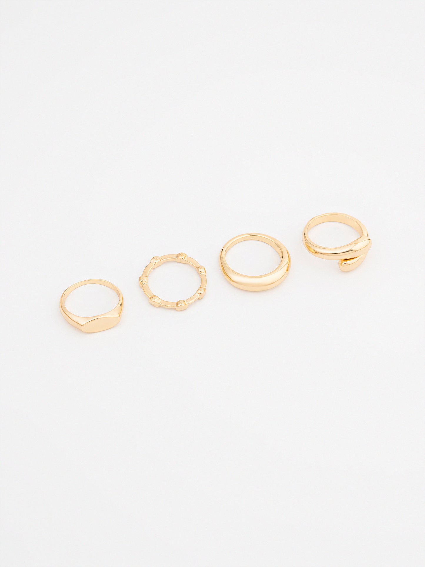 Glossy Ring Set