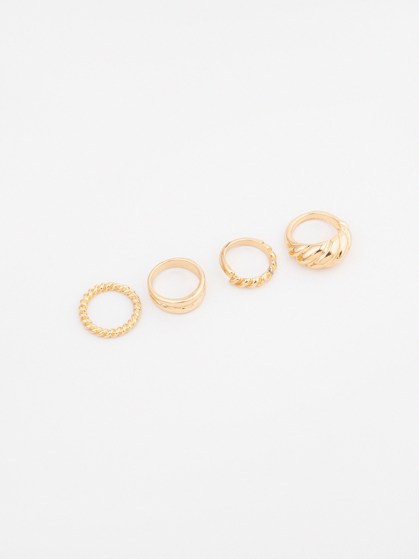 Twisted Ring Set