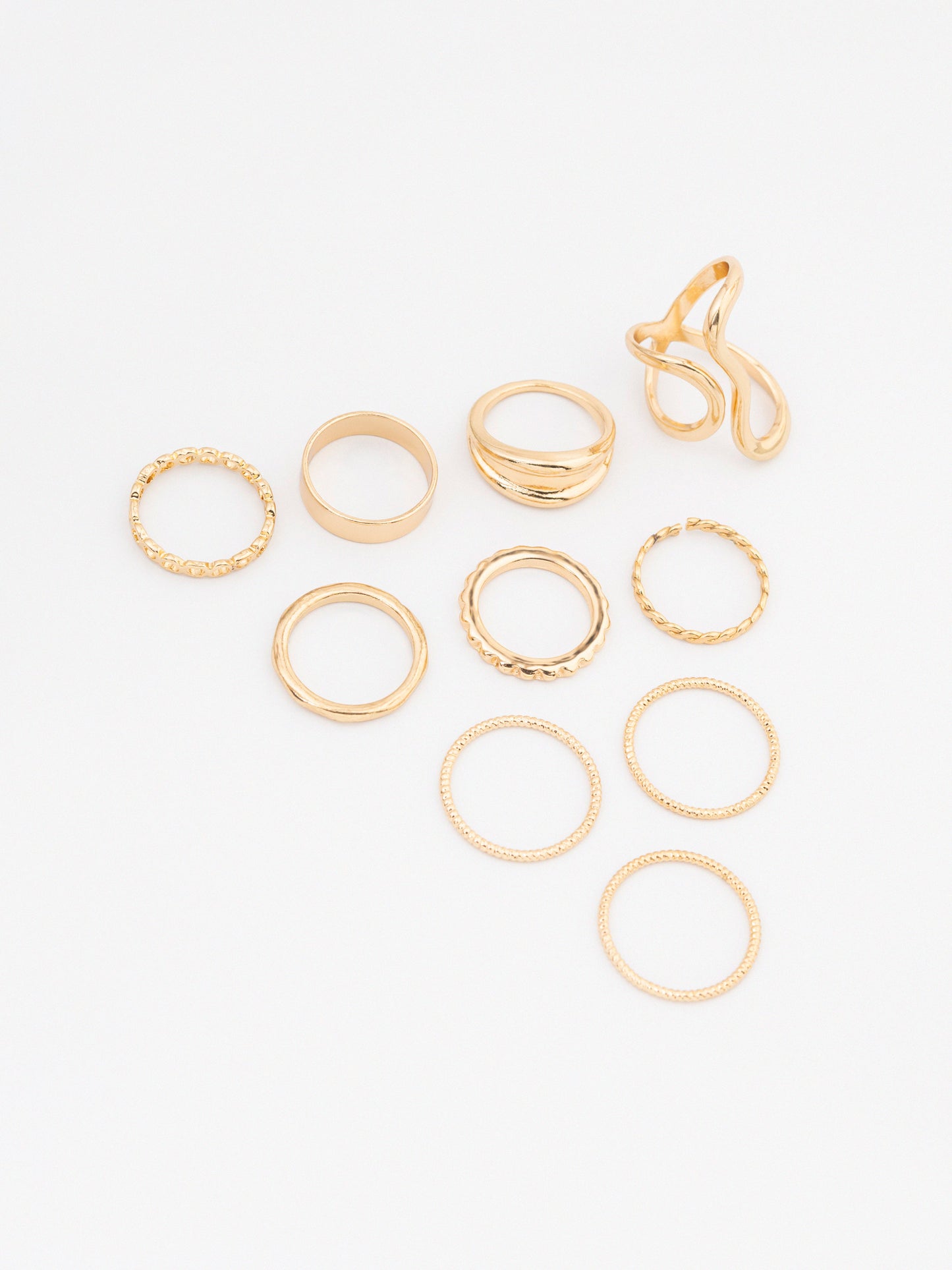 Twisted Ring Set