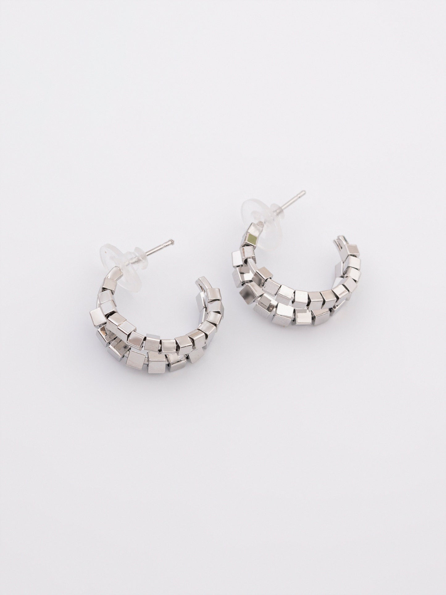 Curved Hoop Design