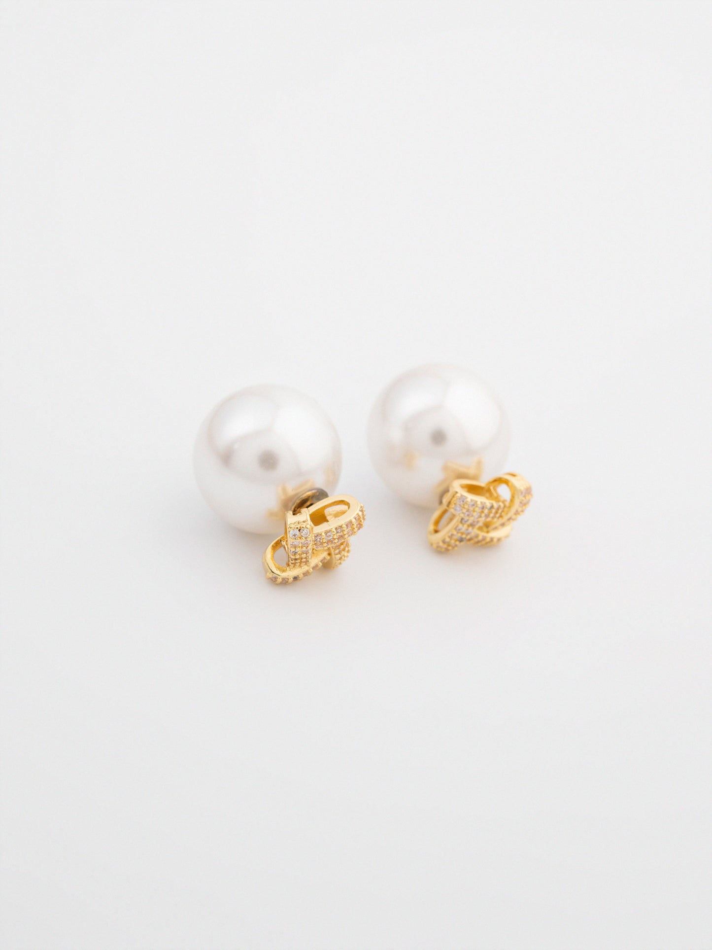 Pearl Studs