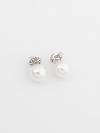 Pearl Studs
