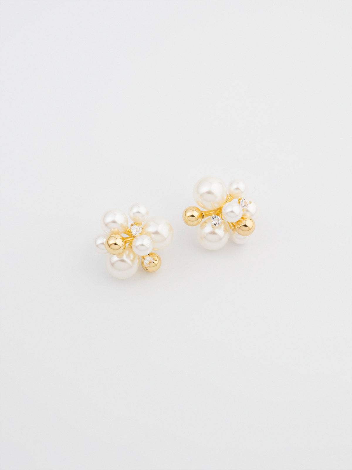 Pearl Cluster Studs